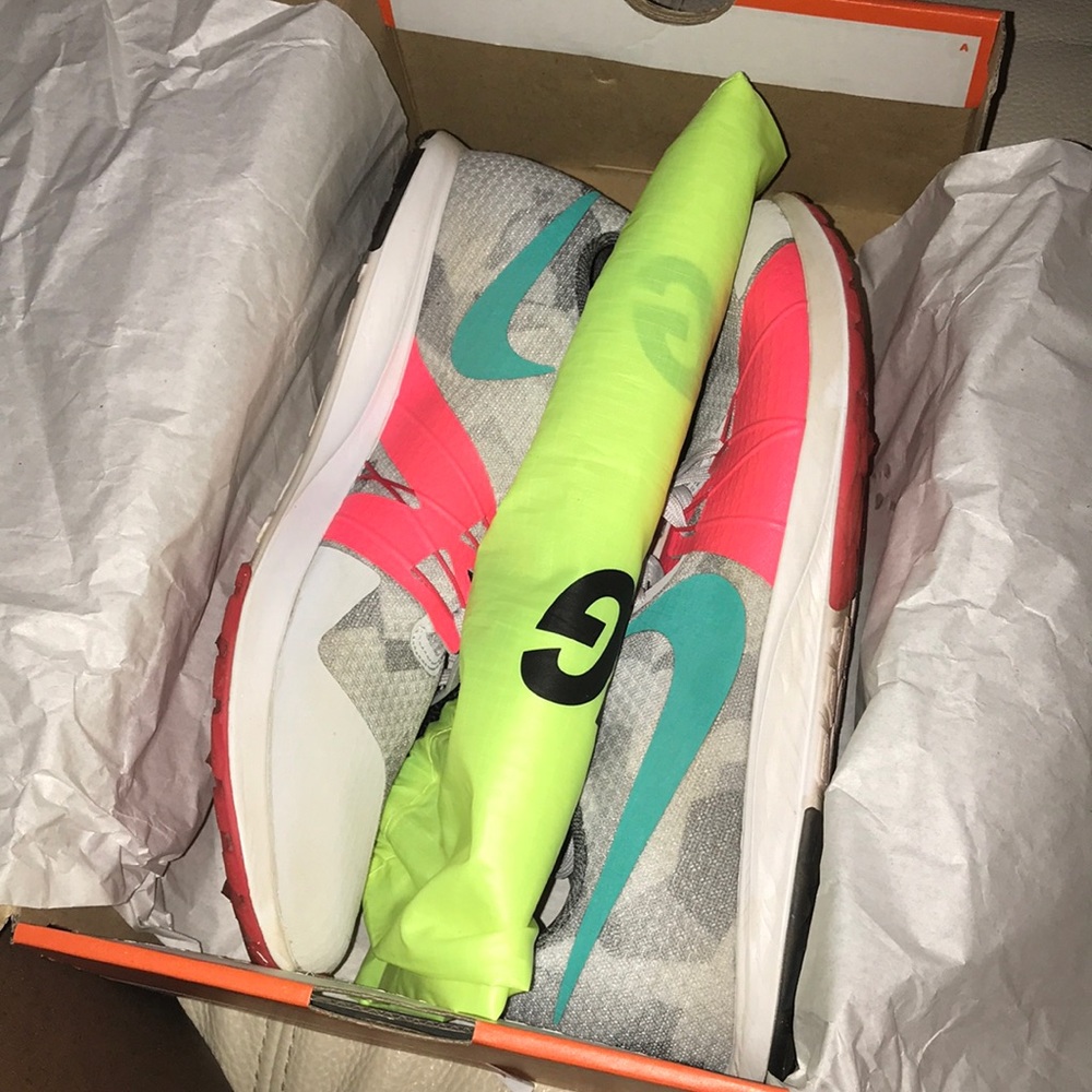 NIKE ZOOM RIVAL WAFFLE